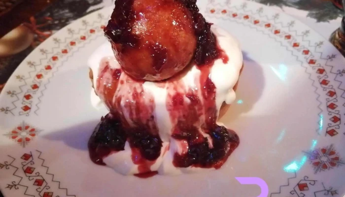 Restaurant Hanul Dacilor Ploiesti -  Papanasi - Tătărani
