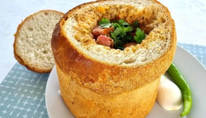 Restaurant Hanul Lui Ureche -  Bunny Chow - Popești