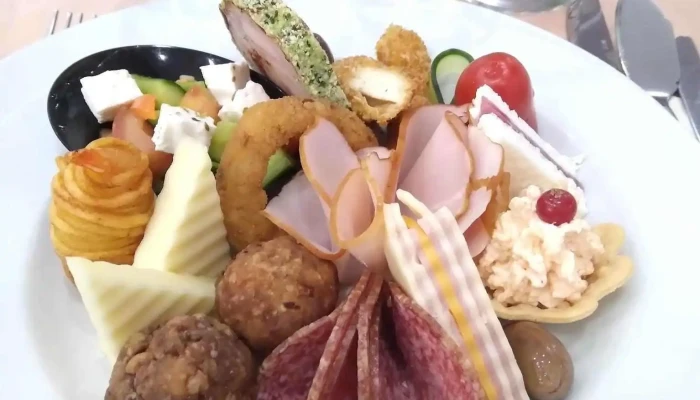 Restaurant Hotel Batca -  Mancaruribauturi - Drăgășani