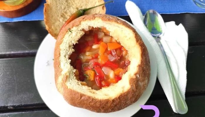 Restaurant La Cetate -  Maia - Căpățânenii Pământeni