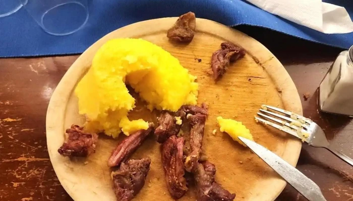 Restaurant La Cetate -  Polenta - Căpățânenii Pământeni