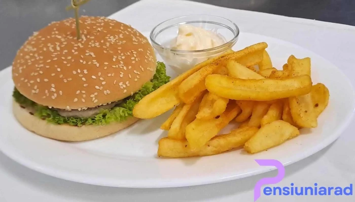 Restaurant Pensiune Barcaul -  Mancaruribauturi - Suplacu De Barcău