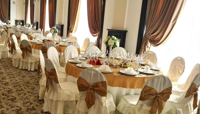Restaurant Prestige Confort -  Aproape De Mine - Călinești