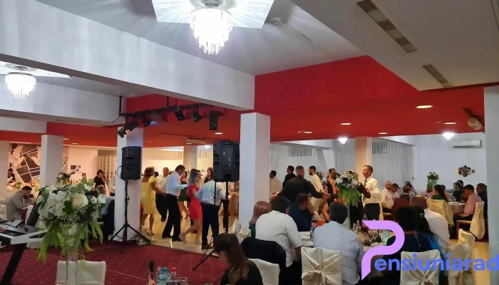 Restaurantul Reef Bascov -  Videoclipuri - Bascov