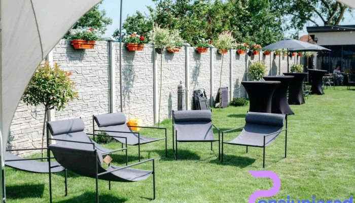 Rural Studio -    Pool Party And Drinks De La Proprietar - Săcădat