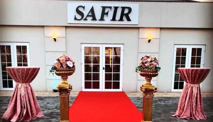 Salon Safir -  De La Proprietar - Șofronea