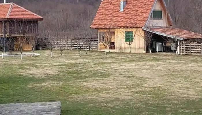 Satul Banului -  Exterior - Măgureni