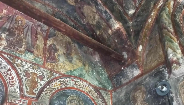 Schitul Papusa Comentarii - Romania