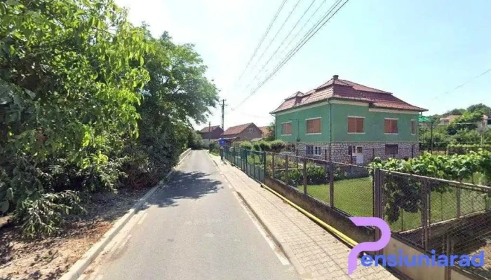 Strada Grădinilor nr 3 - Aiud 515200