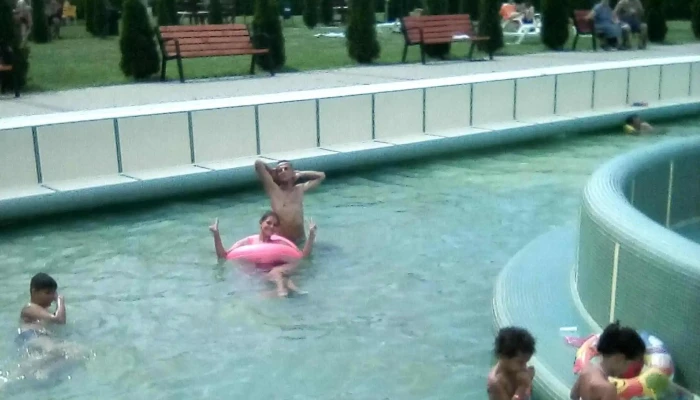 Strand Termal Municipal Marghita Cum Să Ajungi Acolo - Marghita