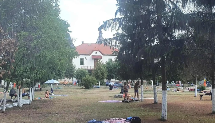 Strandul Termal Sofronea Zonă - Șofronea