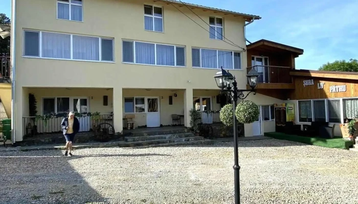 Sura Lu Patru De La Vizitatori - Petroșani