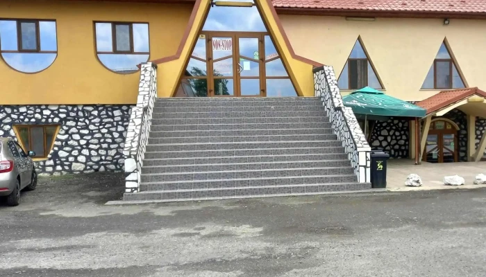 Surian Inn -  Telefon - Șibot