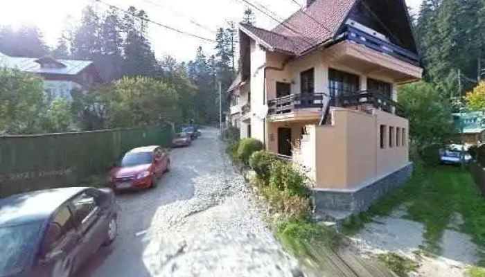 Vila Adriana -  Street View Si 360deg - Bușteni