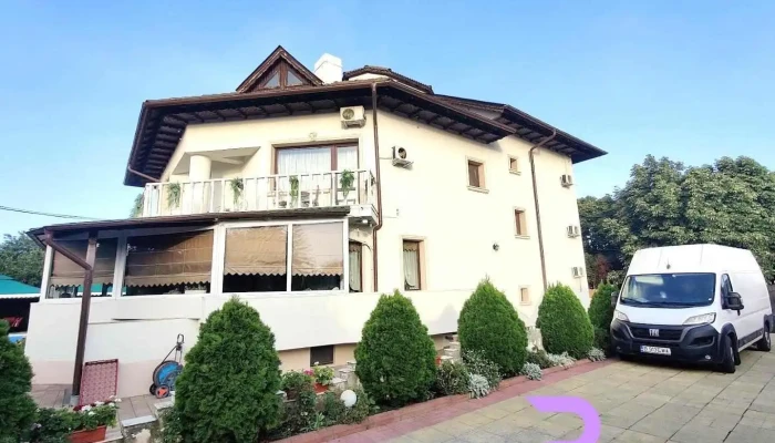 Vila Royal - Urziceni
